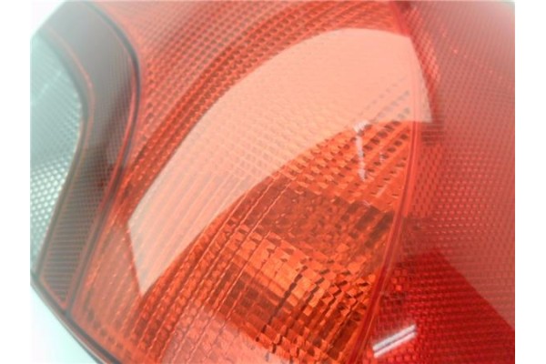 Recambio de piloto trasero derecho para ford mondeo ii (bap) 1.8 td referencia OEM IAM 96BG13N004AC  