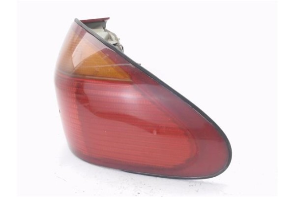 Recambio de piloto trasero derecho para ford mondeo i (gbp) 1.8 td referencia OEM IAM 93BG13N004CB  