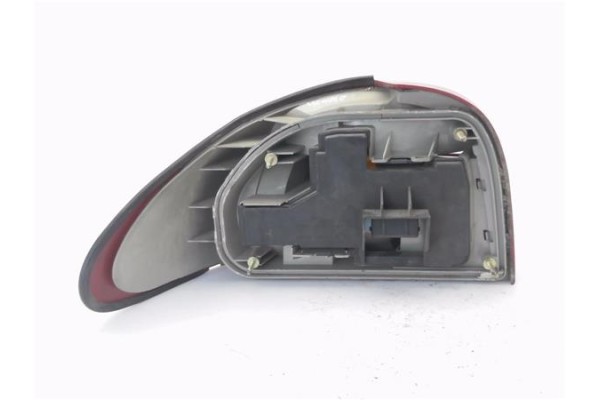 Recambio de piloto trasero derecho para ford mondeo i (gbp) 1.8 td referencia OEM IAM 93BG13N004CB  