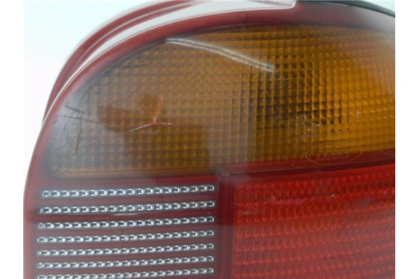 Recambio de piloto trasero derecho para ford mondeo i (gbp) 1.8 td referencia OEM IAM 93BG13N004CB  