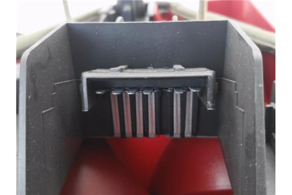 Recambio de piloto trasero derecho para ford mondeo ii (bap) 1.6 i referencia OEM IAM 96BG13A602  