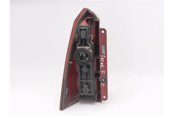 Recambio de piloto trasero derecho para ford focus (daw, dbw) 1.4 16v referencia OEM IAM XS4X13404EC  