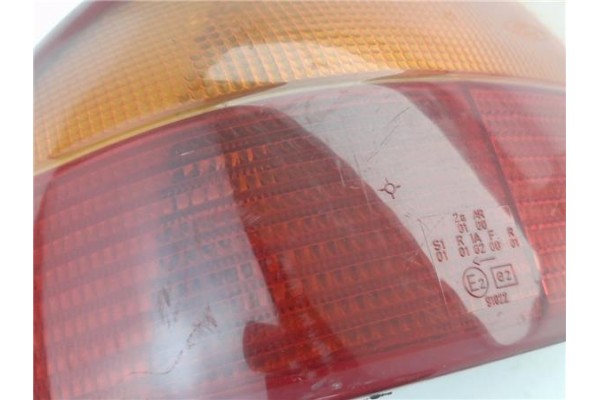 Recambio de piloto trasero izquierdo para ford mondeo i (gbp) 1.8 td referencia OEM IAM 93BG13N004BA  