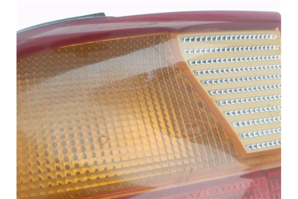 Recambio de piloto trasero izquierdo para ford mondeo i (gbp) 1.8 td referencia OEM IAM 93BG13N004BA  