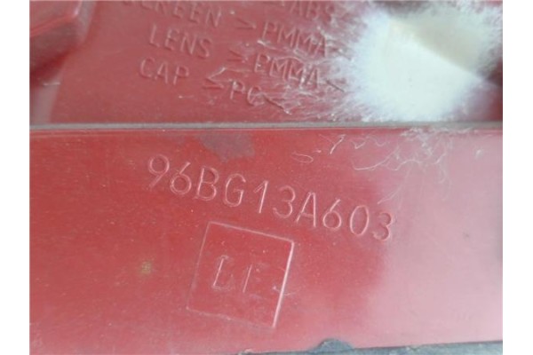 Recambio de piloto trasero izquierdo para ford mondeo ii (bap) 1.8 td referencia OEM IAM 96BG13A603  