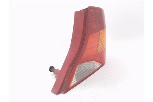 Recambio de piloto trasero derecho para ford focus (db3) 1.6 referencia OEM IAM 1M5113404BB  