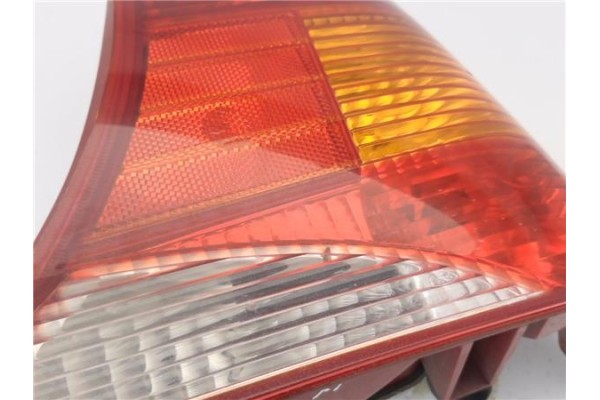 Recambio de piloto trasero derecho para ford focus (db3) 1.6 referencia OEM IAM 1M5113404BB  