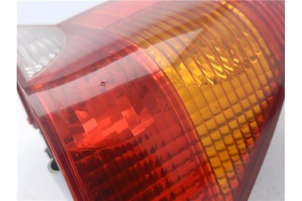 Recambio de piloto trasero derecho para ford focus (db3) 1.6 referencia OEM IAM 1M5113404BB  