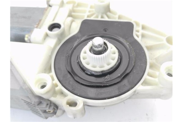 Recambio de mecanismo elevalunas delantero izquierdo para citroen xsara picasso 2.0 1.6 hdi 90 exclusive referencia OEM IAM 7746