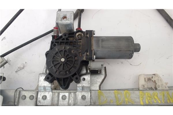 Recambio de mecanismo elevalunas delantero derecho para peugeot partner furgón referencia OEM IAM 0130821762   Recambio de mecanismo elevalunas delantero derecho para peugeot partner furgón referencia OEM IAM 0130821762