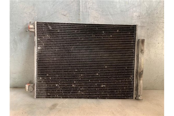 Recambio de radiador aire acondicionado para dacia dokker 1.5 essential referencia OEM IAM 921006454R  
