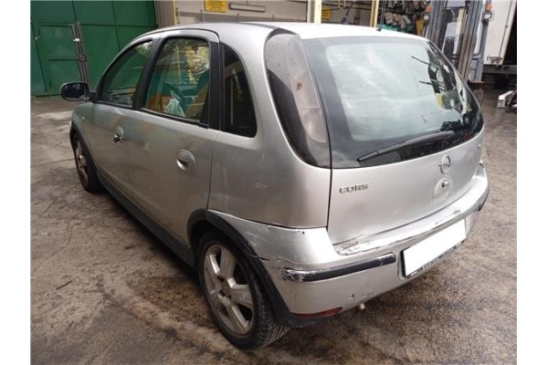 opel corsa c del año 2004