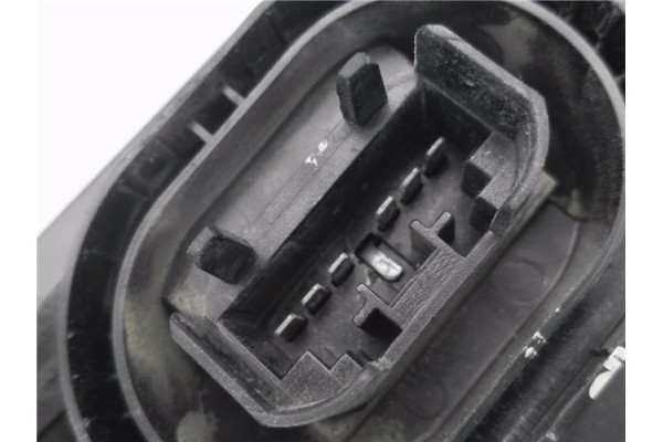 Recambio de piloto trasero izquierdo para lancia y 10 1.1 i.e. fire (156ag) referencia OEM IAM 7718343  