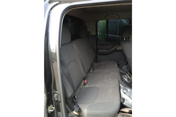 Recambio de asientos traseros para nissan navara pickup (d40m) 2.5 dci referencia OEM IAM   