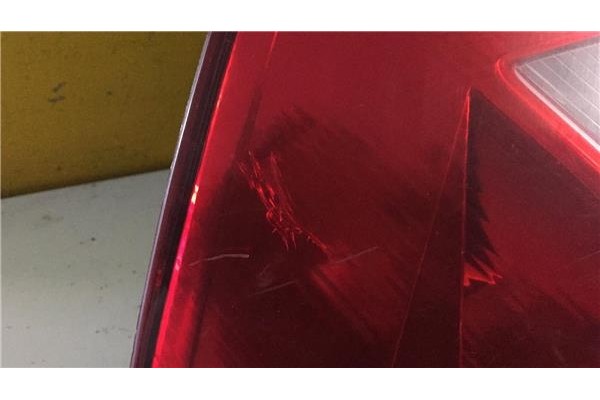 Recambio de piloto trasero izquierdo para renault megane ii (bm0/1_, cm0/1_) 1.4 16v referencia OEM IAM 8200373236  