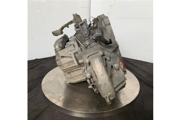 Recambio de caja cambios manual para opel zafira b 1.9 enjoy referencia OEM IAM M32019D1  