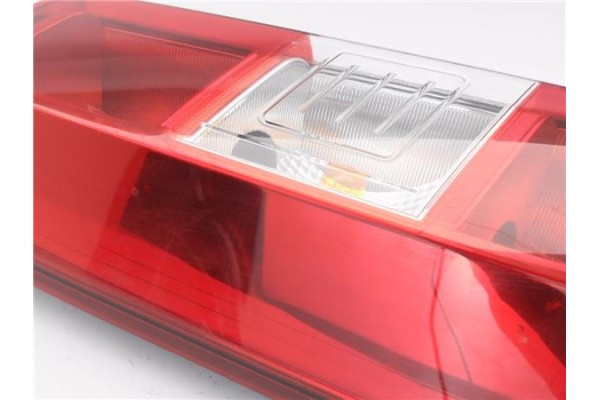 Recambio de piloto trasero izquierdo para dacia dokker 1.5 essential referencia OEM IAM 265551619R 90146523 