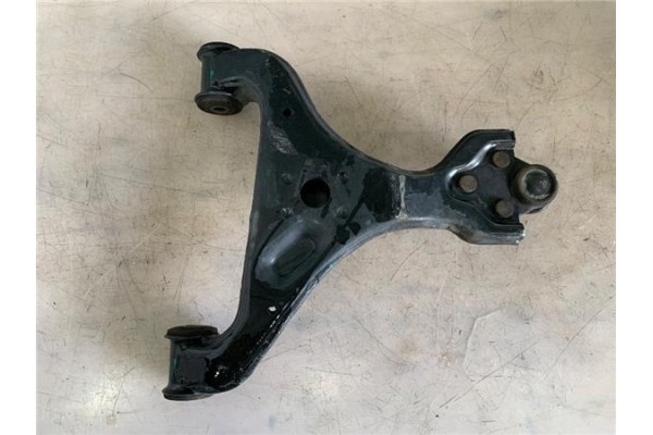 Recambio de brazo inferior delantero derecho para mercedes-benz vito furgón (639) 2.1 111cdi referencia OEM IAM A6393300510 A639