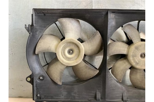 Recambio de electroventilador para toyota corolla (e12) 2.0 d-4d referencia OEM IAM   