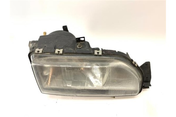 Recambio de faro delantero dcho para ford sierra berlina 2.0 i referencia OEM IAM 03726748  