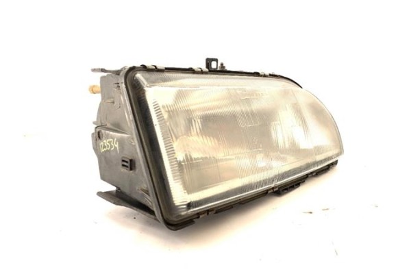 Recambio de faro delantero dcho para ford sierra berlina 2.0 i referencia OEM IAM 03726748  