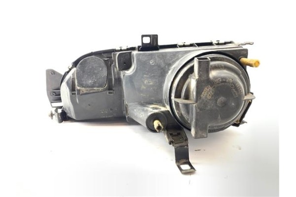 Recambio de faro delantero dcho para ford sierra berlina 2.0 i referencia OEM IAM 03726748  