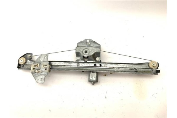 Recambio de elevalunas electrico delantero izquierdo para dacia dokker 1.5 essential referencia OEM IAM 128001062E  