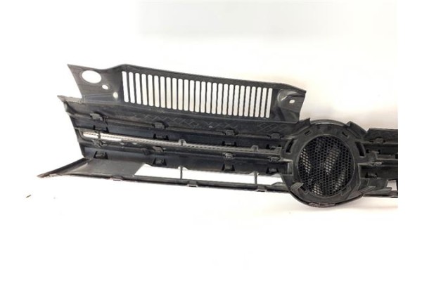 Recambio de rejilla capo para volkswagen golf vi (5k1) 1.6 advance referencia OEM IAM 5K0853651  