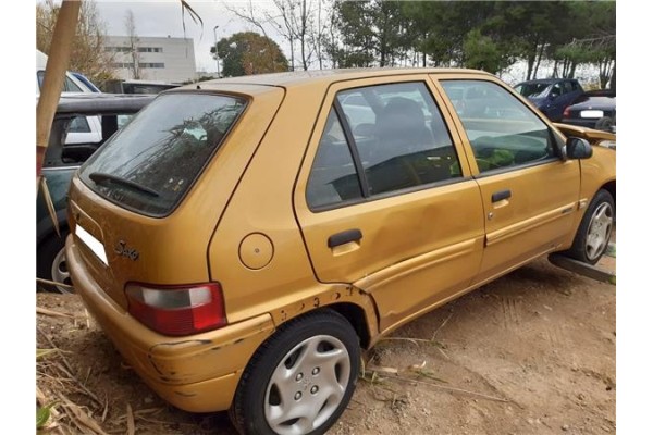 citroen saxo del año 2000