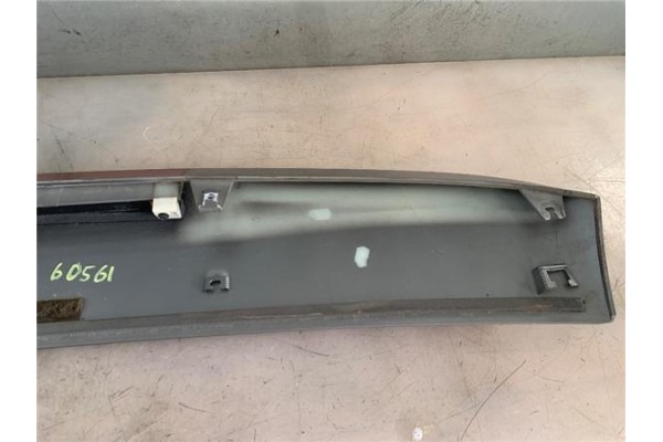 Recambio de aleron trasero para seat ibiza (6l1) 1.4 fresh referencia OEM IAM 6L6827939D  