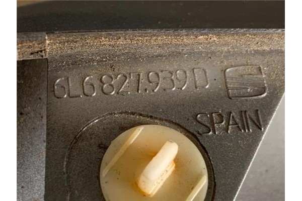 Recambio de aleron trasero para seat ibiza (6l1) 1.4 fresh referencia OEM IAM 6L6827939D  