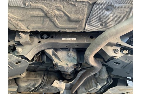 Recambio de puente trasero para bmw serie 1 berlina 5p (f20) 2.0 116d referencia OEM IAM 6792505A15 6440826 