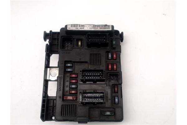 Recambio de caja fusibles/rele para citroen xsara picasso 1.6 hdi referencia OEM IAM   