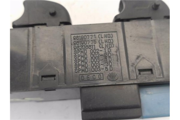 Recambio de mando elevalunas delantero izquierdo para daewoo tacuma 1.6 sx referencia OEM IAM 96190771 96190775 