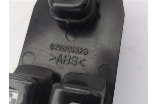 Recambio de mando elevalunas delantero izquierdo para daewoo tacuma 1.6 sx referencia OEM IAM 96190771 96190775 