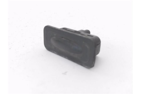 Recambio de cierre electromagnetico porton para renault megane ii (bm0/1_, cm0/1_) 1.4 16v (bm0b, cm0b) referencia OEM IAM 82000