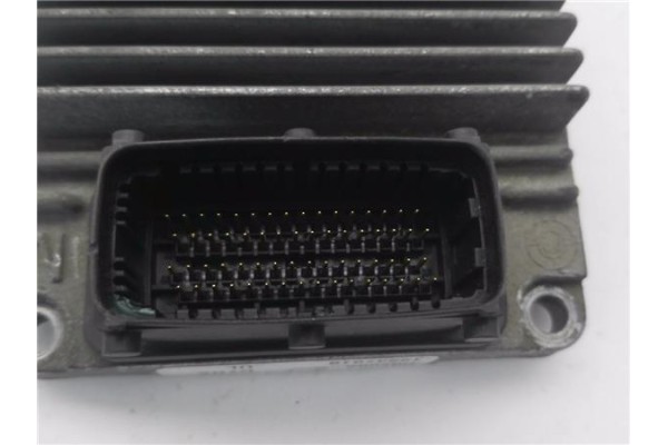 Recambio de centralita para opel combo (corsa c) 1.7 dti 16v referencia OEM IAM 8973583764 12237919 