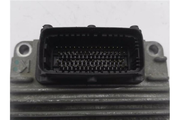 Recambio de centralita para opel combo (corsa c) 1.7 dti 16v referencia OEM IAM 8973583764 12237919 