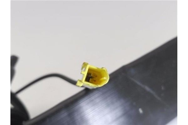 Recambio de cinturon seguridad delantero derecho para fiat i doblo (119) 1.2 (223axa1a) referencia OEM IAM 33015833D  