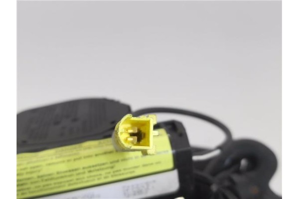 Recambio de cinturon seguridad delantero izquierdo para fiat i doblo (119) 1.2 (223axa1a) referencia OEM IAM 33015834D  