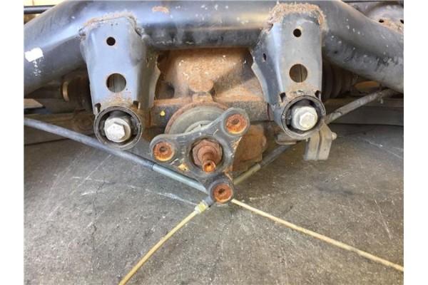 Recambio de puente trasero para bmw serie 1 berlina (e81/e87) 2.0 118d referencia OEM IAM 7524305  