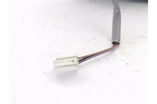 Recambio de retrovisor electrico izquierdo para toyota corolla verso (e12) 1.8 linea sol referencia OEM IAM 8794013200  