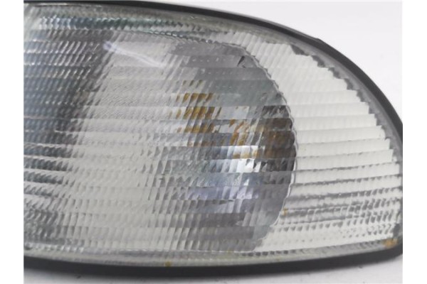 Recambio de intermitente delantero izquierdo para audi a4 berlina (b5) 1.8 referencia OEM IAM 4D0949127B  