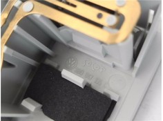 Recambio de luz delantero central techo para seat ibiza berlina (6j5) 1.4 stylance / style referencia OEM IAM 3B0947105C  