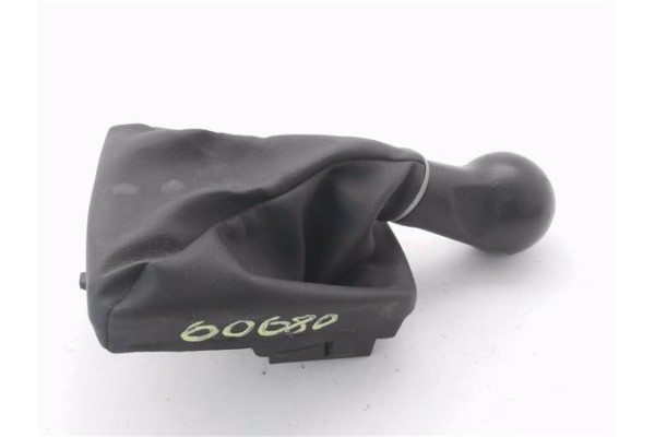 Recambio de pomo palanca cambio para seat ibiza berlina (6j5) 1.4 stylance / style referencia OEM IAM 6J0863279 6J0711113AD 
