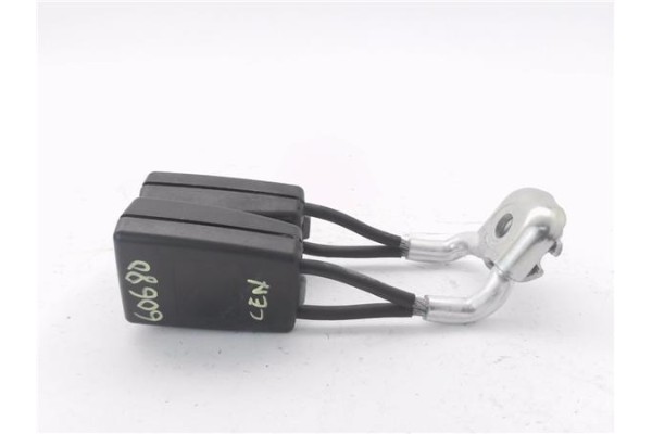 Recambio de anclaje cinturon trasero izquierdo para seat ibiza berlina (6j5) 1.4 stylance / style referencia OEM IAM 6R0857739Q 