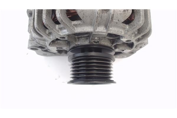 Recambio de alternador para seat ibiza berlina (6j5) 1.4 stylance / style referencia OEM IAM 037903025T 2542282F 