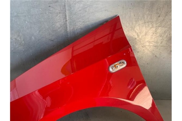 Recambio de aleta delantero izquierda para seat ibiza berlina (6j5) 1.4 stylance / style referencia OEM IAM 6J0821021D  