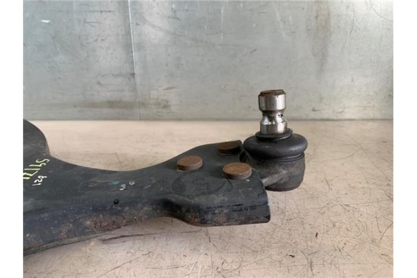 Recambio de brazo inferior delantero izquierdo para mercedes-benz vito furgón (639) 2.1 111cdi referencia OEM IAM A6393300410 A6