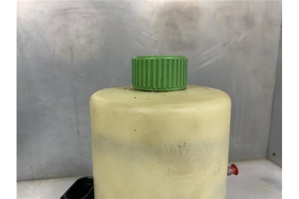 Recambio de bomba servodireccion para seat ibiza berlina (6j5) 1.4 stylance / style referencia OEM IAM 6R0423156B  